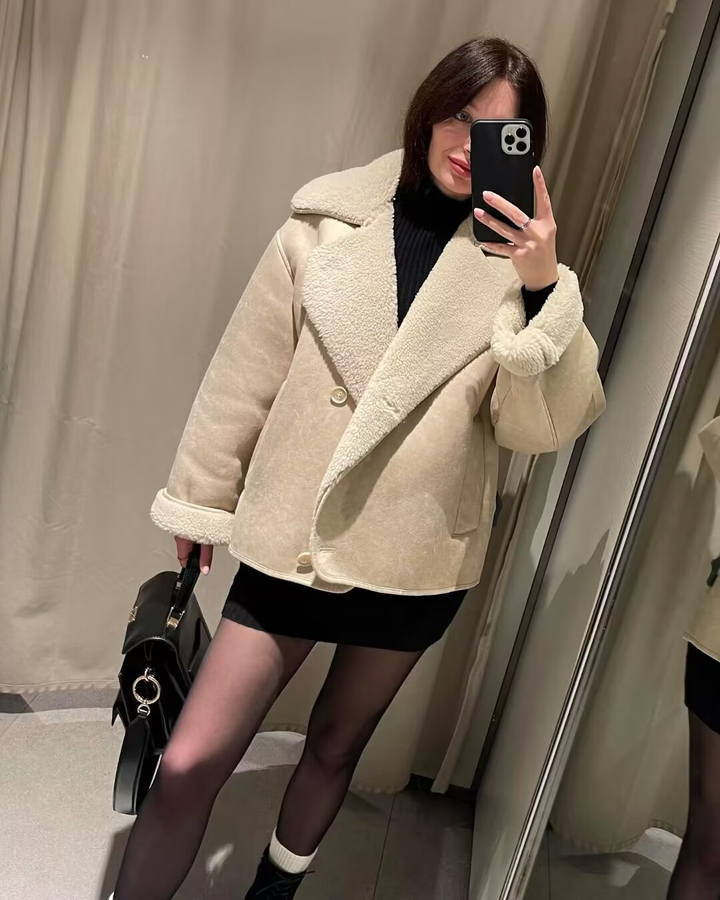 Women's Modern Tailored Jacket – Elegant Everyday Coat